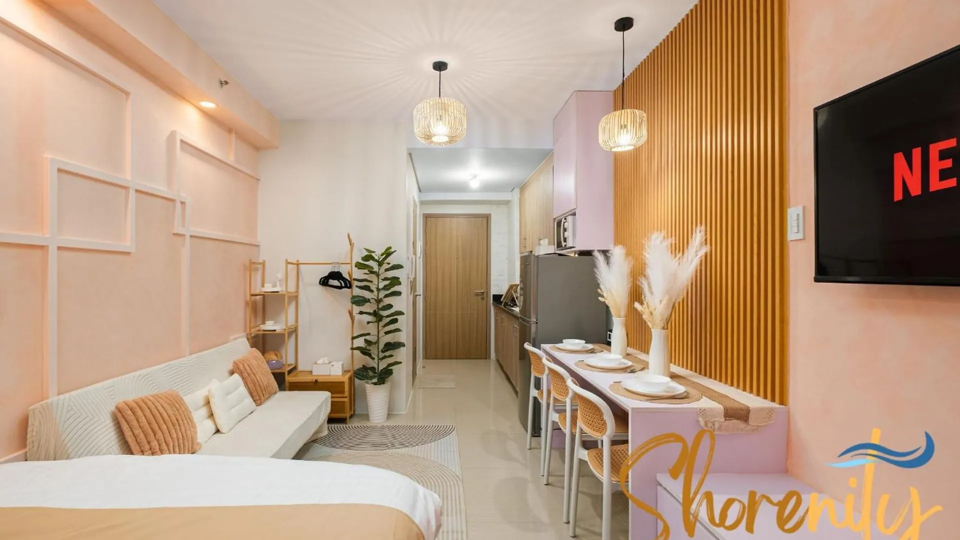 מנילה Shorenity Moa Staycation
